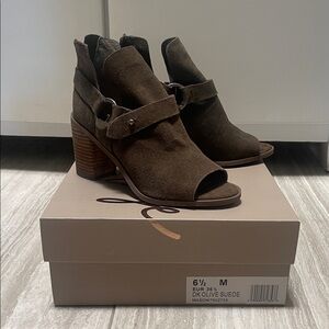 Crown Vintage Dark Olive Suede Heeled Boots